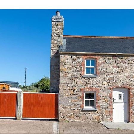2 Bed Sandstone Residence Newport  Exterior photo